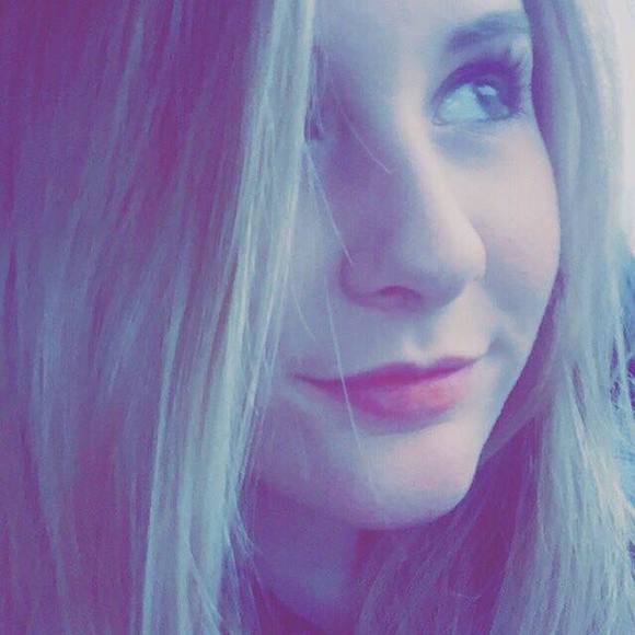 Meet your Posher, Elizabeth - Picture 1 of 1